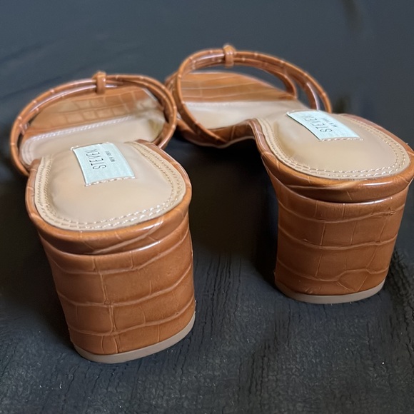 Brand new Steve Madden heels - Picture 3 of 4